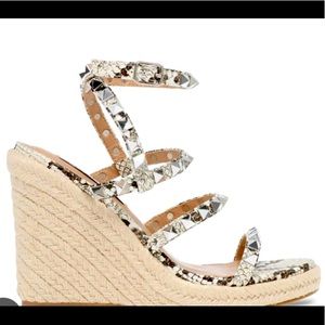 Steve Madden Mail Snakeskin wedges Brand new!